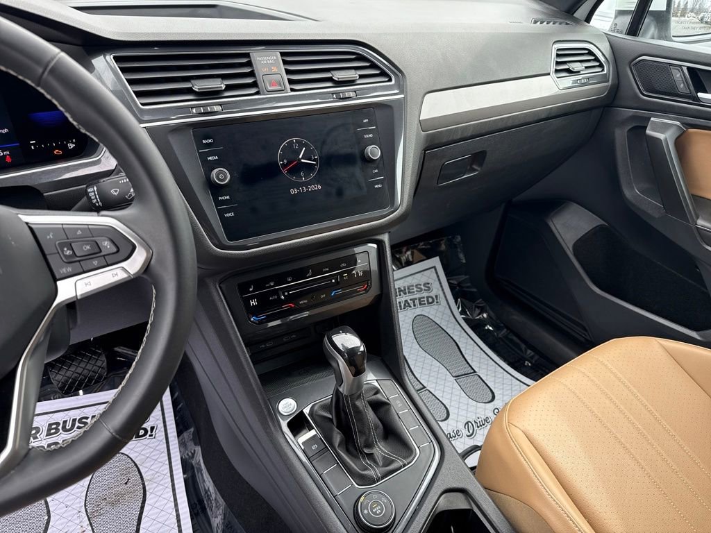 Used 2022 Volkswagen Tiguan SE image 24