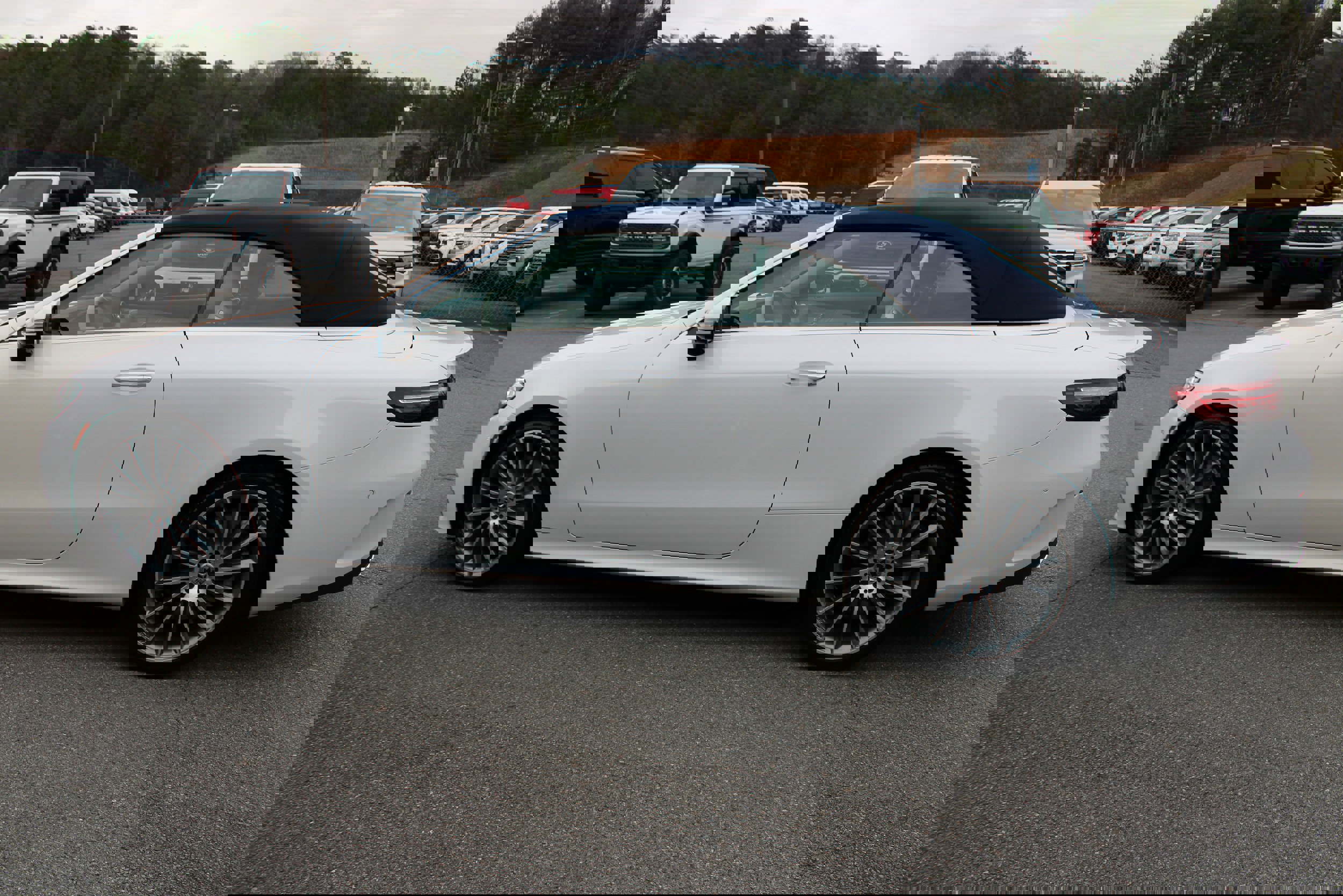 Used 2023 Mercedes-Benz E 450 Cabriolet image 6