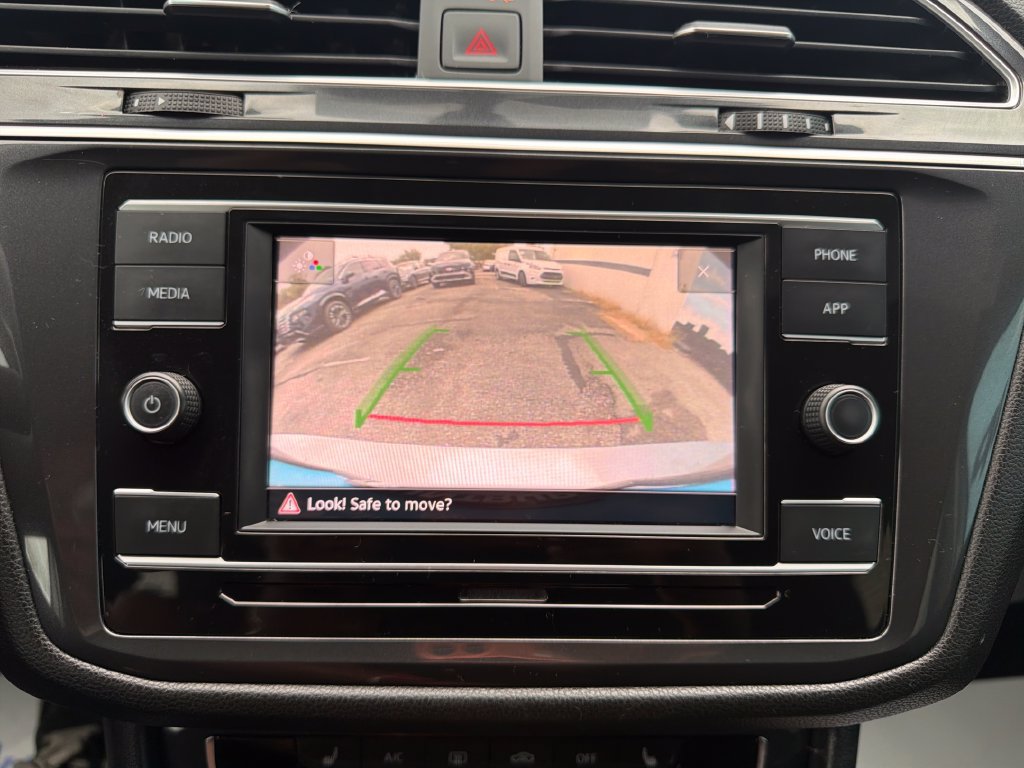 Used 2023 Volkswagen Tiguan S FWD image 19