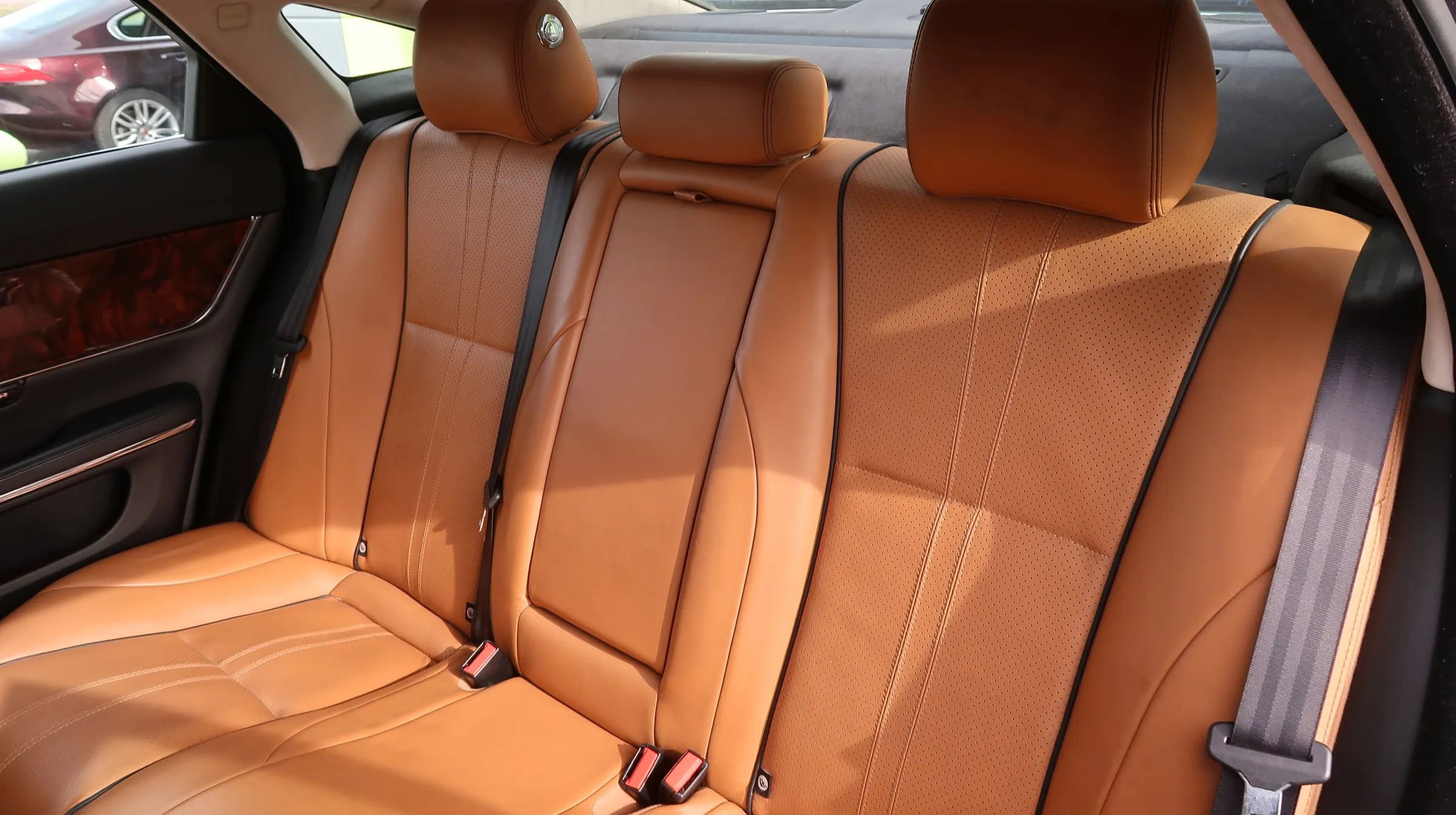 Used 2016 Jaguar XJ R-Sport AWD/4WD image 17