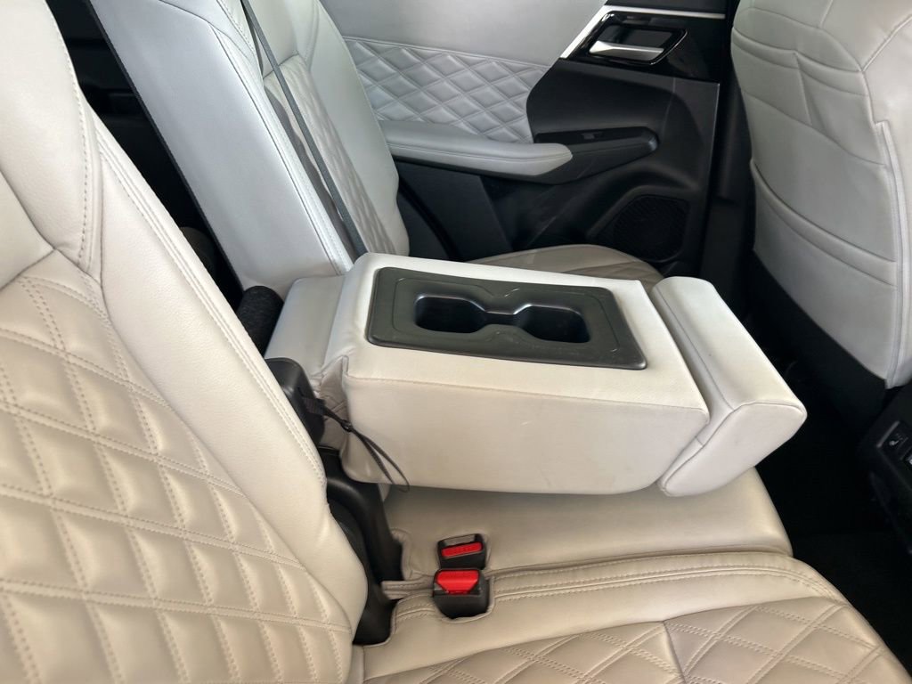 Used 2023 Mitsubishi Outlander SEL image 29
