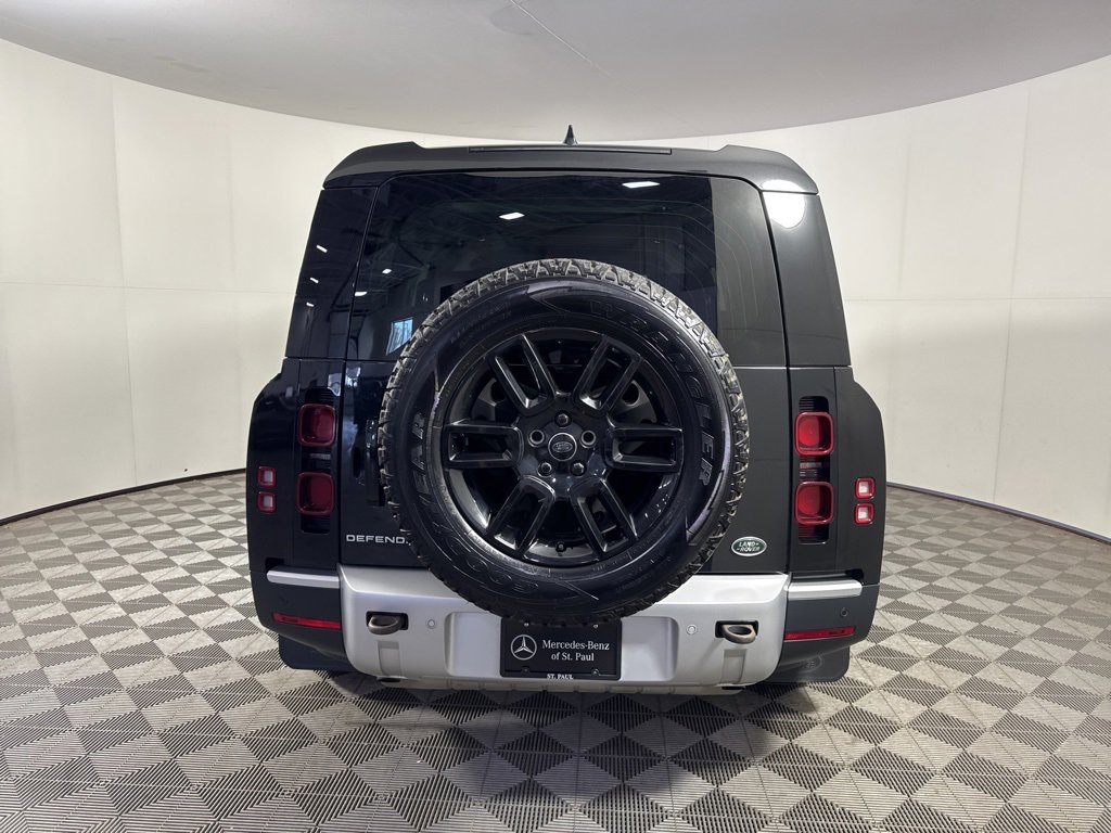 Used 2023 Land Rover Defender 130 S image 6