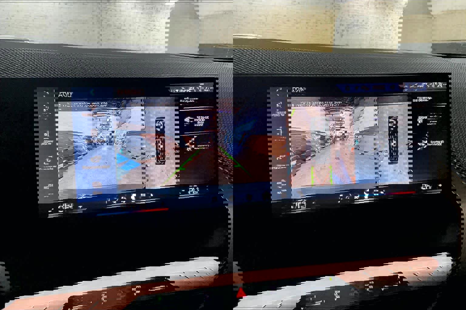 Used 2025 BMW X3 xDrive30i w/ Premium Package image 23