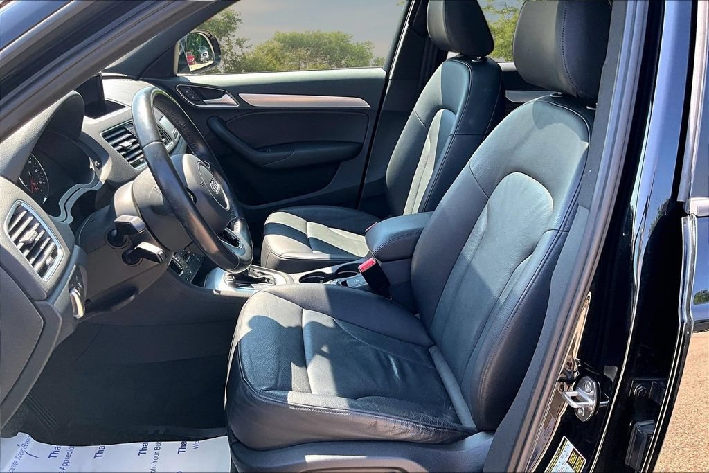 Used 2018 Audi Q3 2.0T Premium AWD/4WD image 25