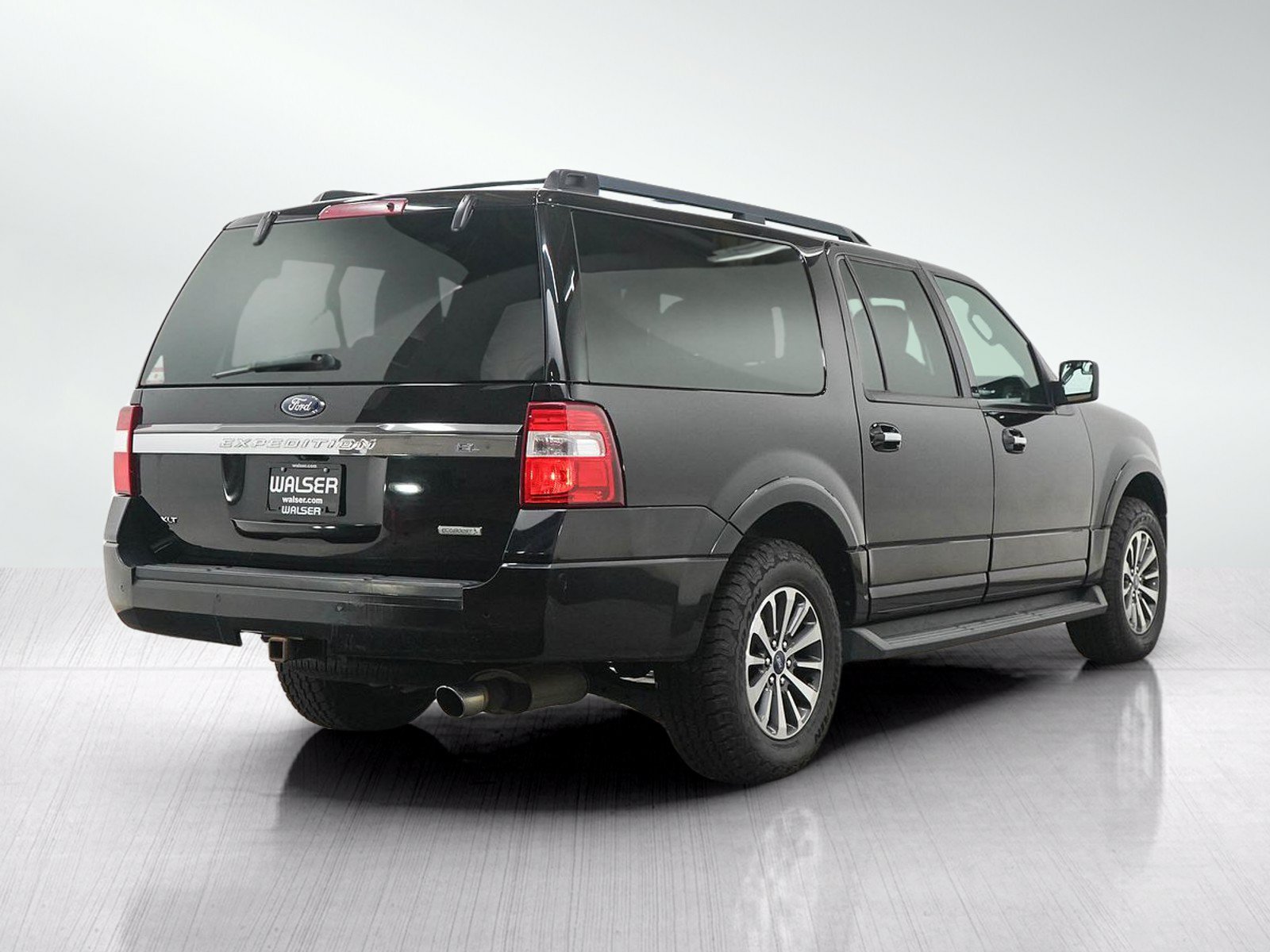 Used 2016 Ford Expedition EL XLT w/ Equipment Group 202A AWD/4WD image 5