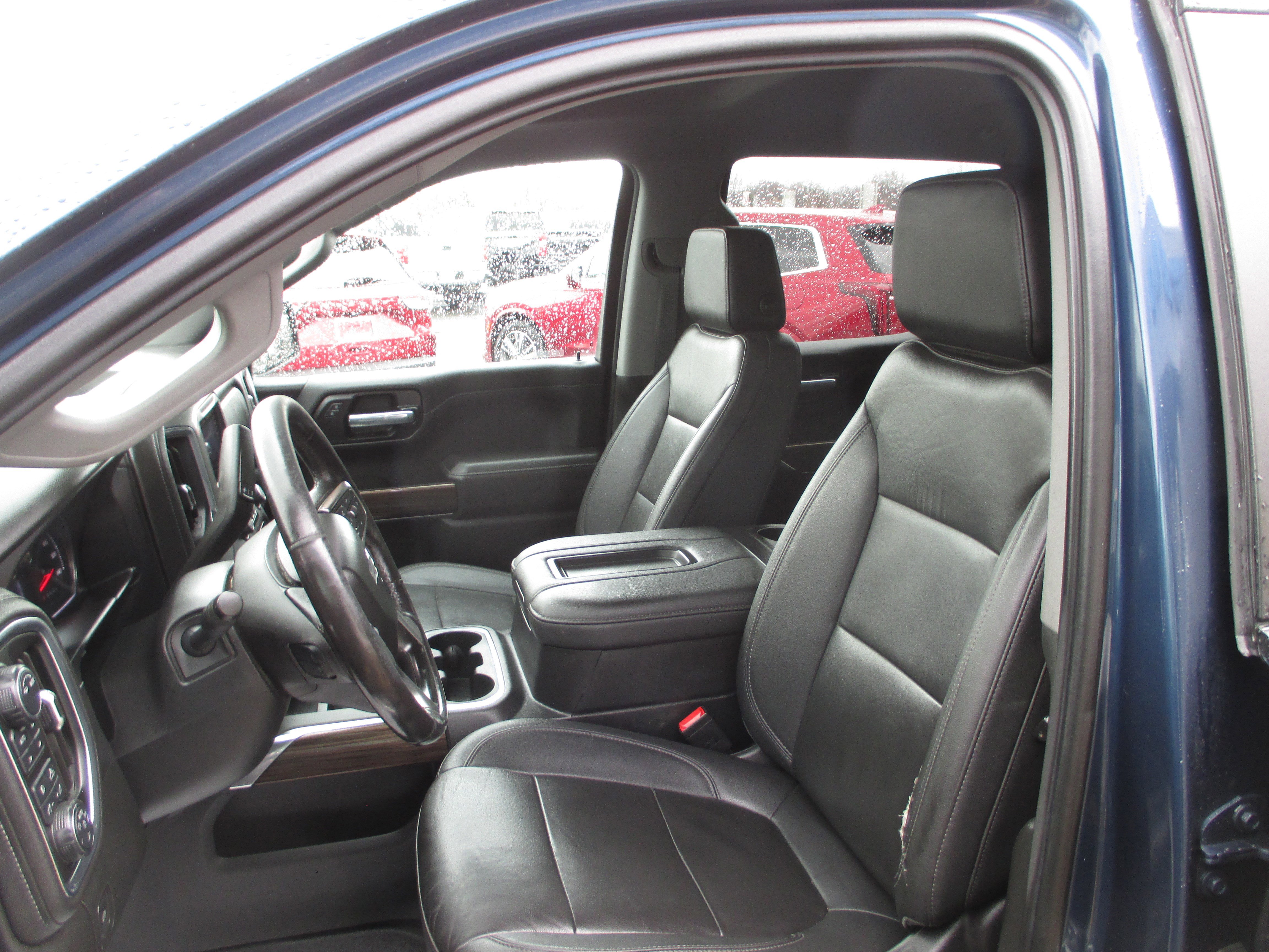 Used 2021 Chevrolet Silverado 1500 LT Trail Boss w/ Convenience Package II AWD/4WD image 12
