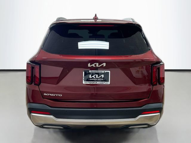 Certified 2024 Kia Sorento S w/ Panoramic Sunroof Package image 6