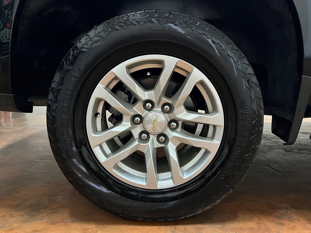 Used 2020 Chevrolet Silverado 1500 LT w/ All-Star Edition image 14