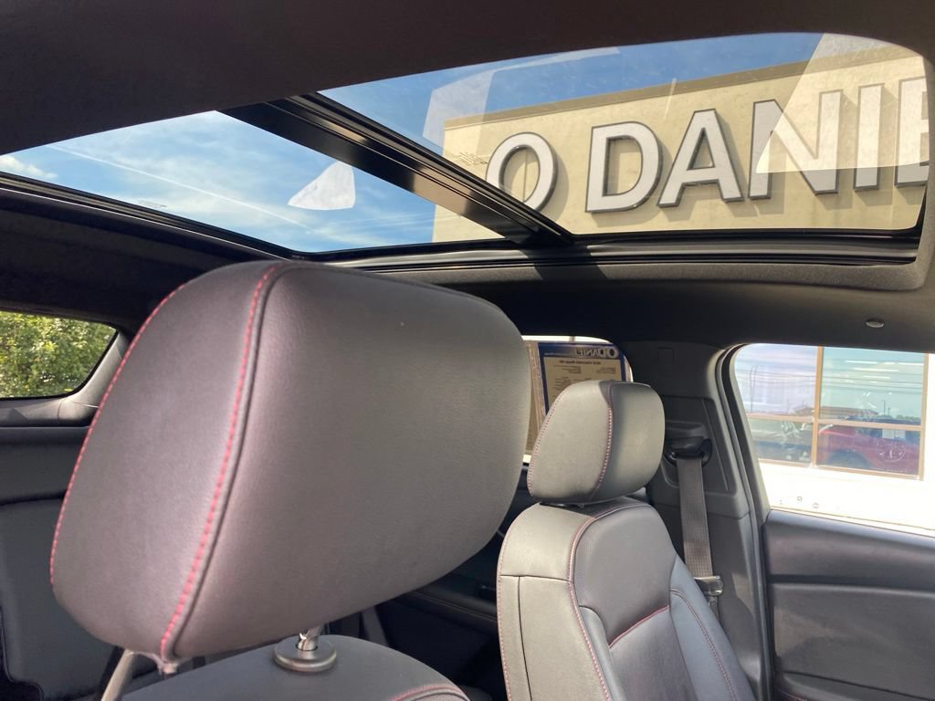 Used 2022 Chevrolet Blazer RS w/ Enhanced Convenience Package AWD/4WD image 26