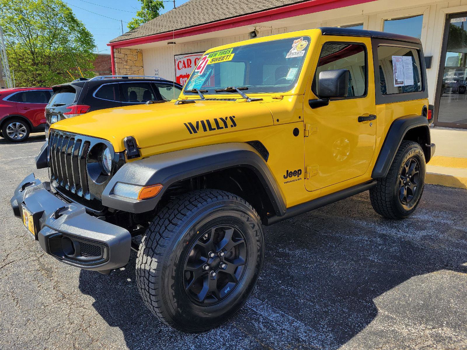 Used 2021 Jeep Wrangler Sport AWD/4WD image 3