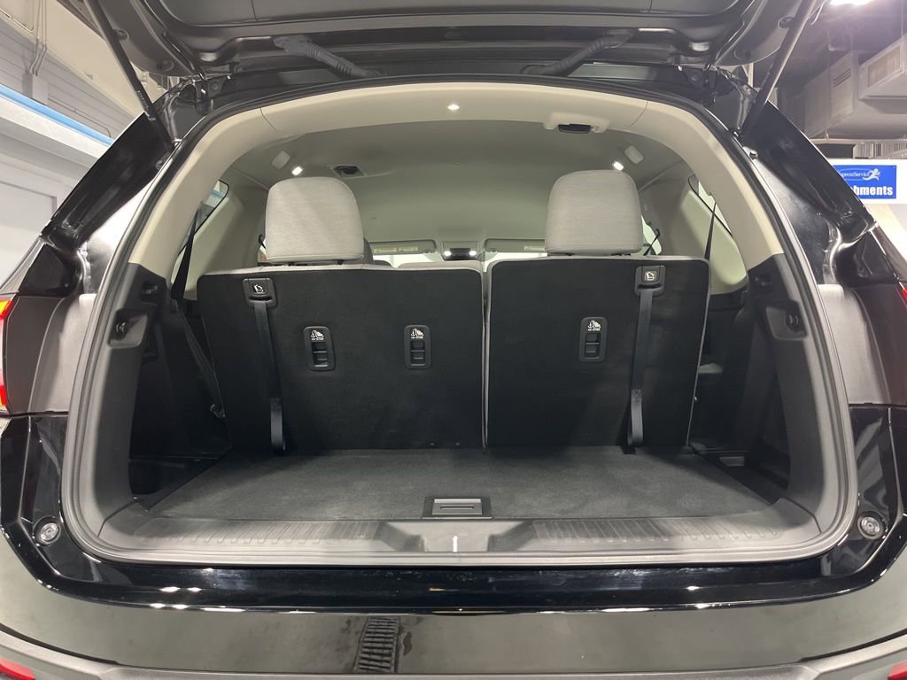 Used 2023 Honda Pilot LX image 35