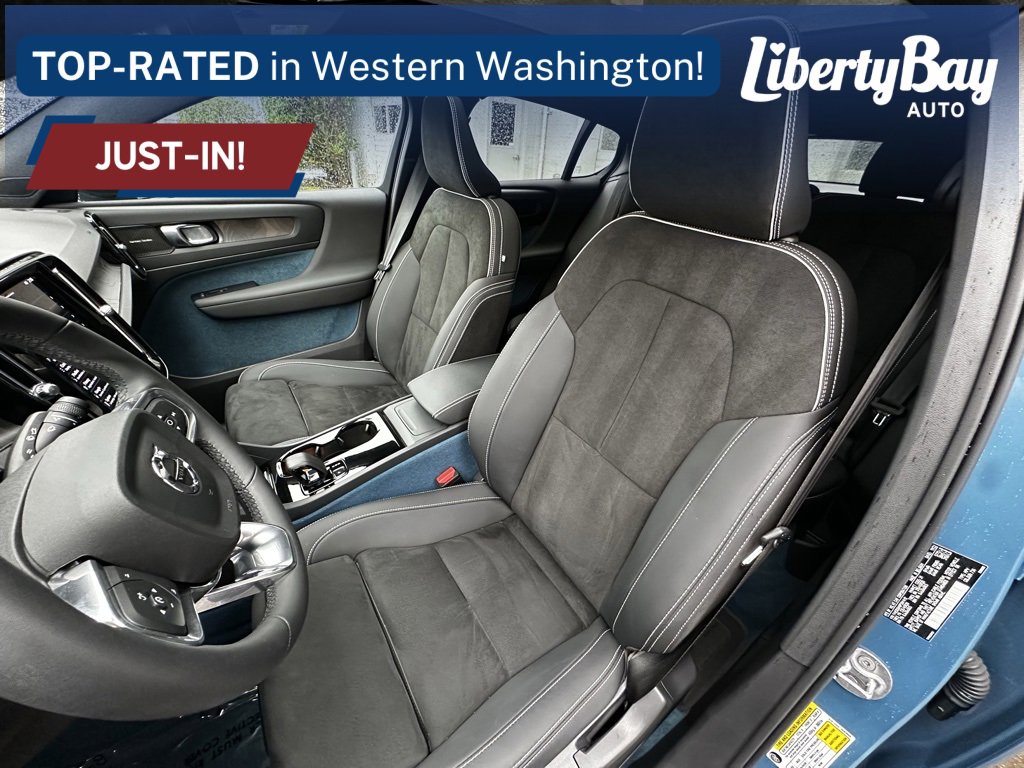 Used 2023 Volvo C40 P8 Recharge Ultimate w/ Protection Package Premier image 13