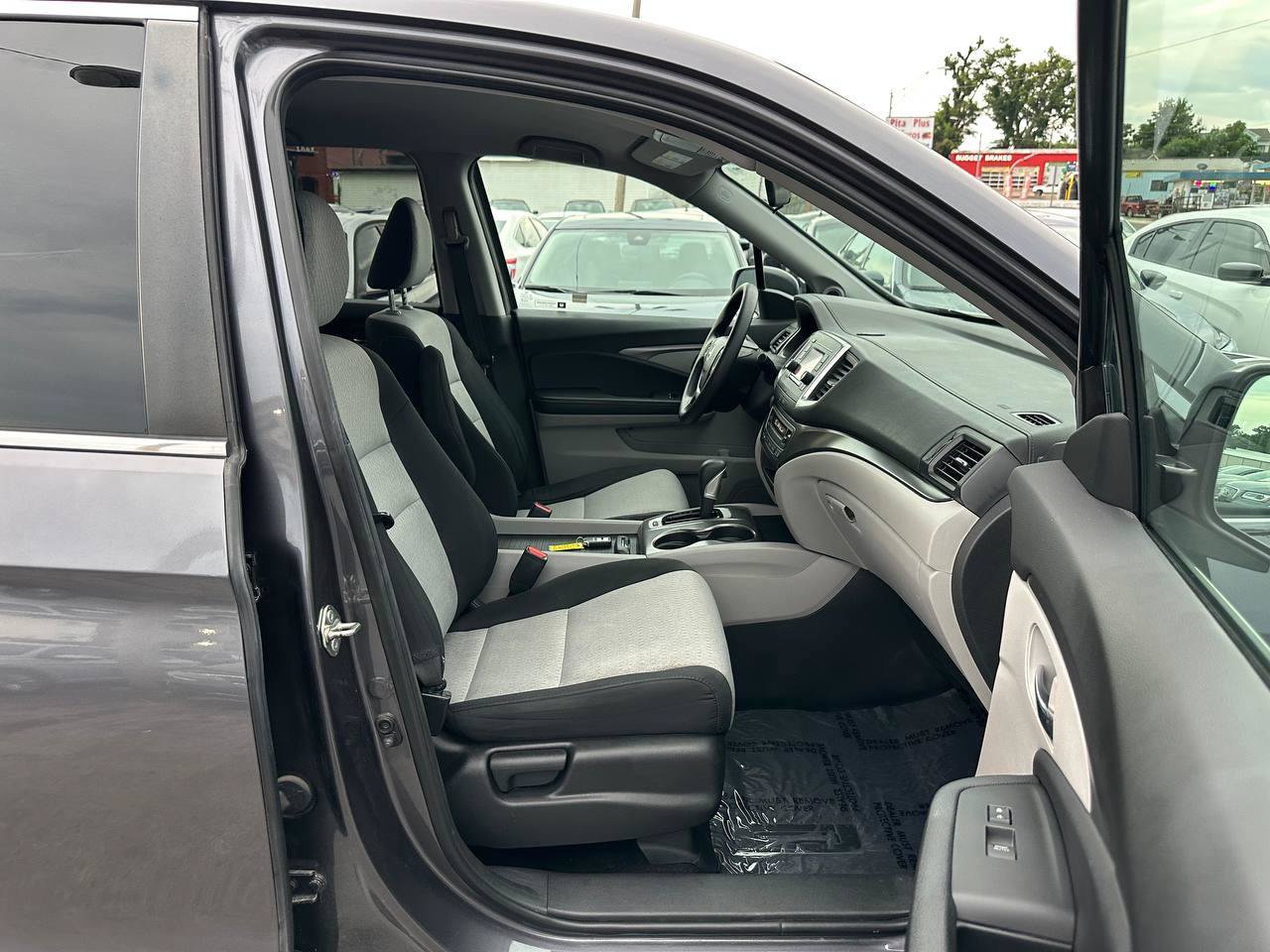 Used 2017 Honda Ridgeline RT image 26