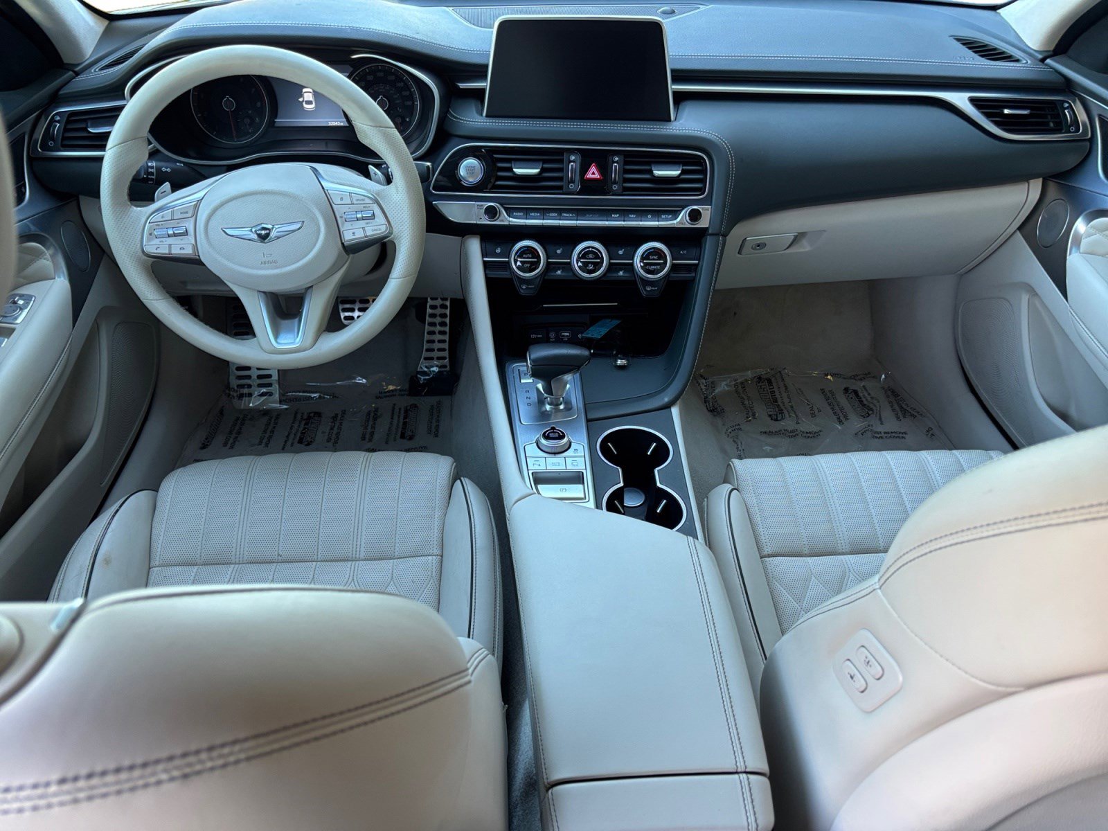 Used 2019 Genesis G70 3.3T Design image 10