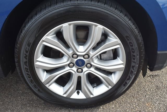 Used 2022 Ford Edge Titanium w/ Equipment Group 301A AWD/4WD image 52
