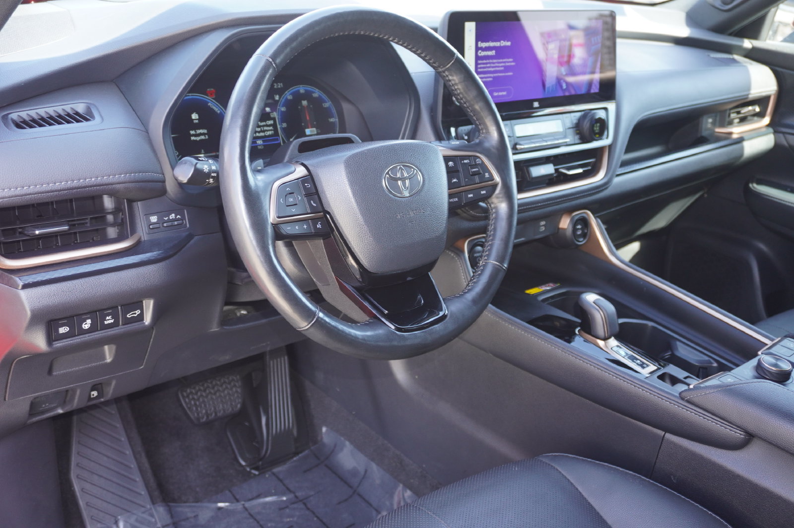 Certified 2024 Toyota Grand Highlander AWD Hybrid image 14