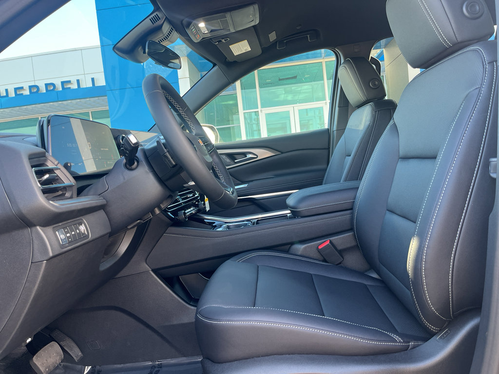 New 2026 Chevrolet Traverse LT image 16