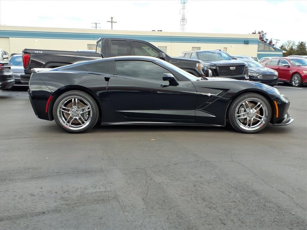 Used 2014 Chevrolet Corvette Stingray Coupe w/ 3LT Preferred Equipment Group image 4