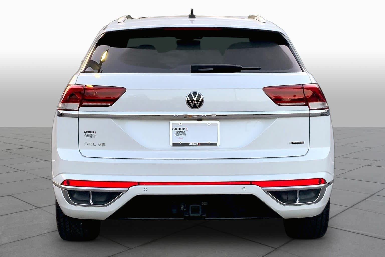 Used 2023 Volkswagen Atlas Cross Sport SEL Premium R-Line AWD/4WD image 5