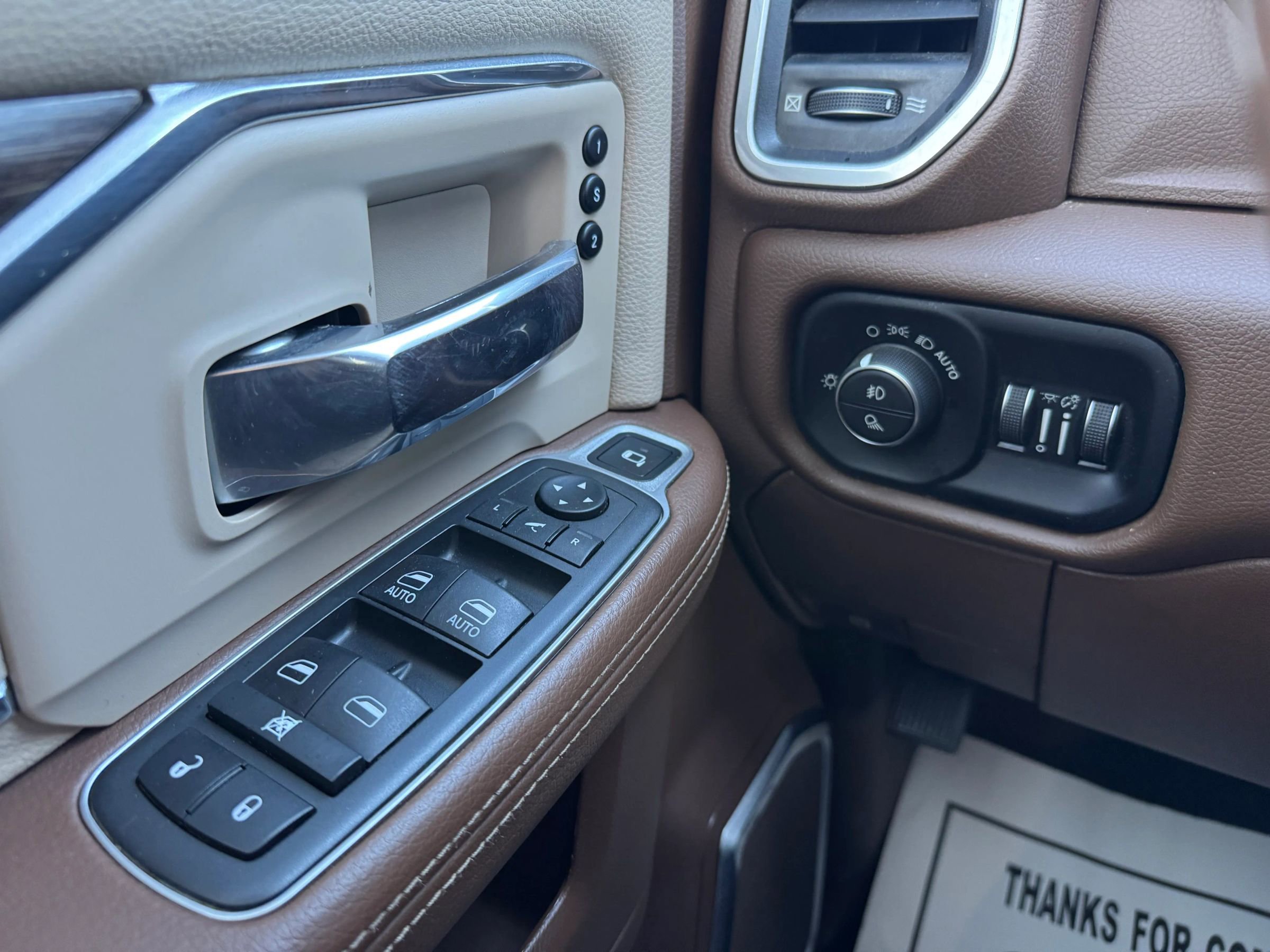Used 2019 RAM 3500 Laramie image 26