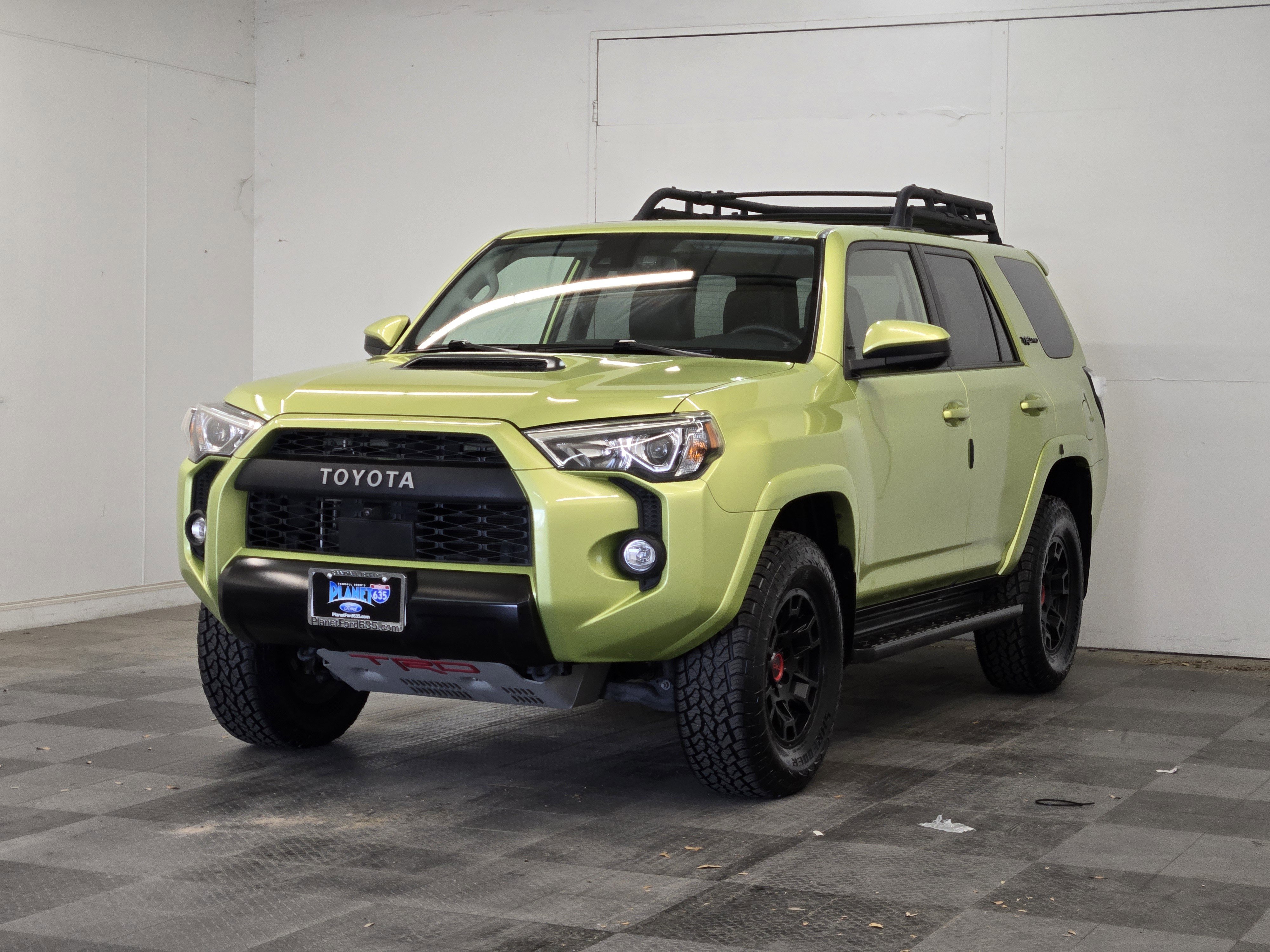 Used 2022 Toyota 4Runner TRD Pro AWD/4WD video 4