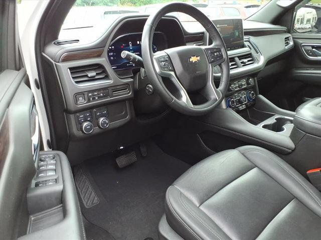 Used 2023 Chevrolet Tahoe LT w/ Luxury Package AWD/4WD image 16