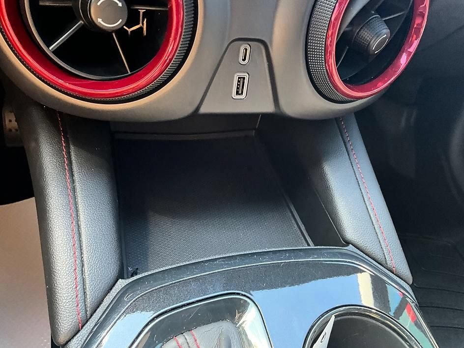 Used 2019 Chevrolet Blazer RS AWD/4WD image 24
