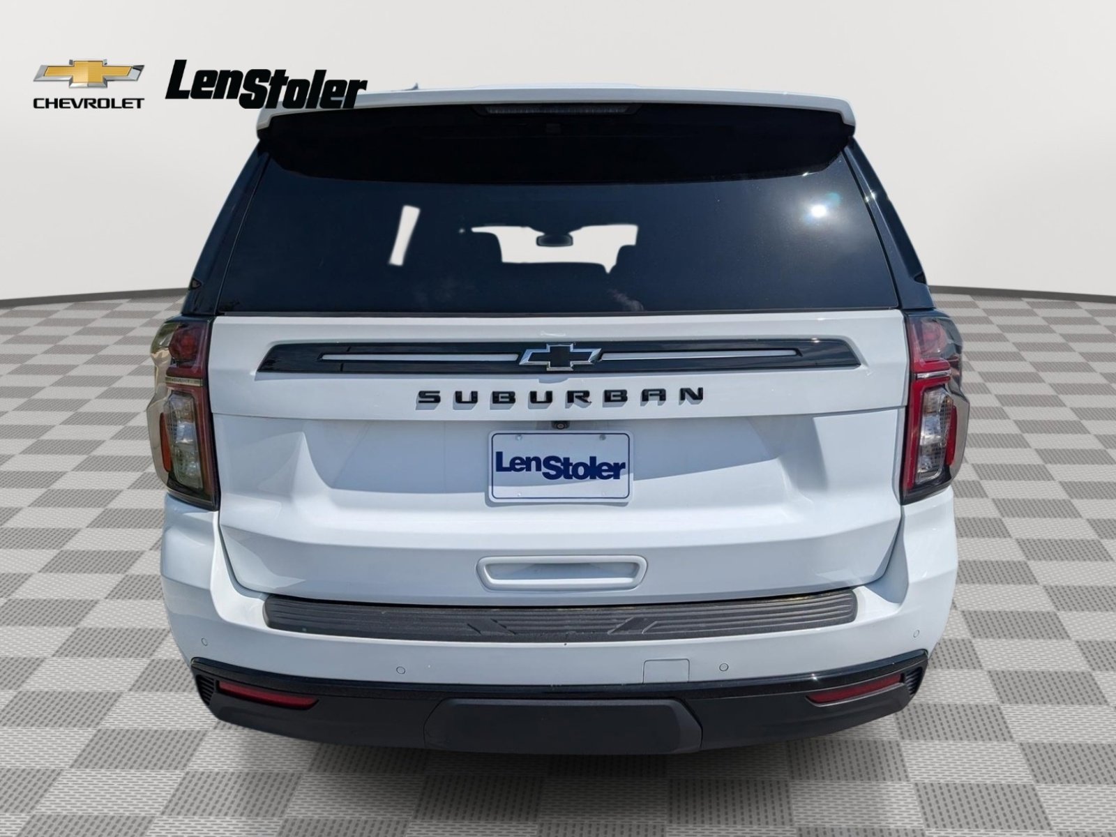 Used 2024 Chevrolet Suburban Z71 AWD/4WD image 4