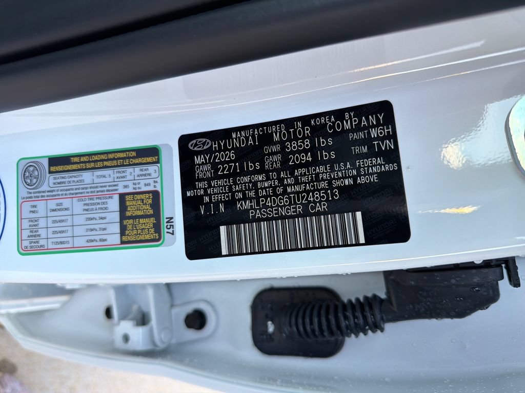 New 2026 Hyundai Elantra Limited FWD image 33