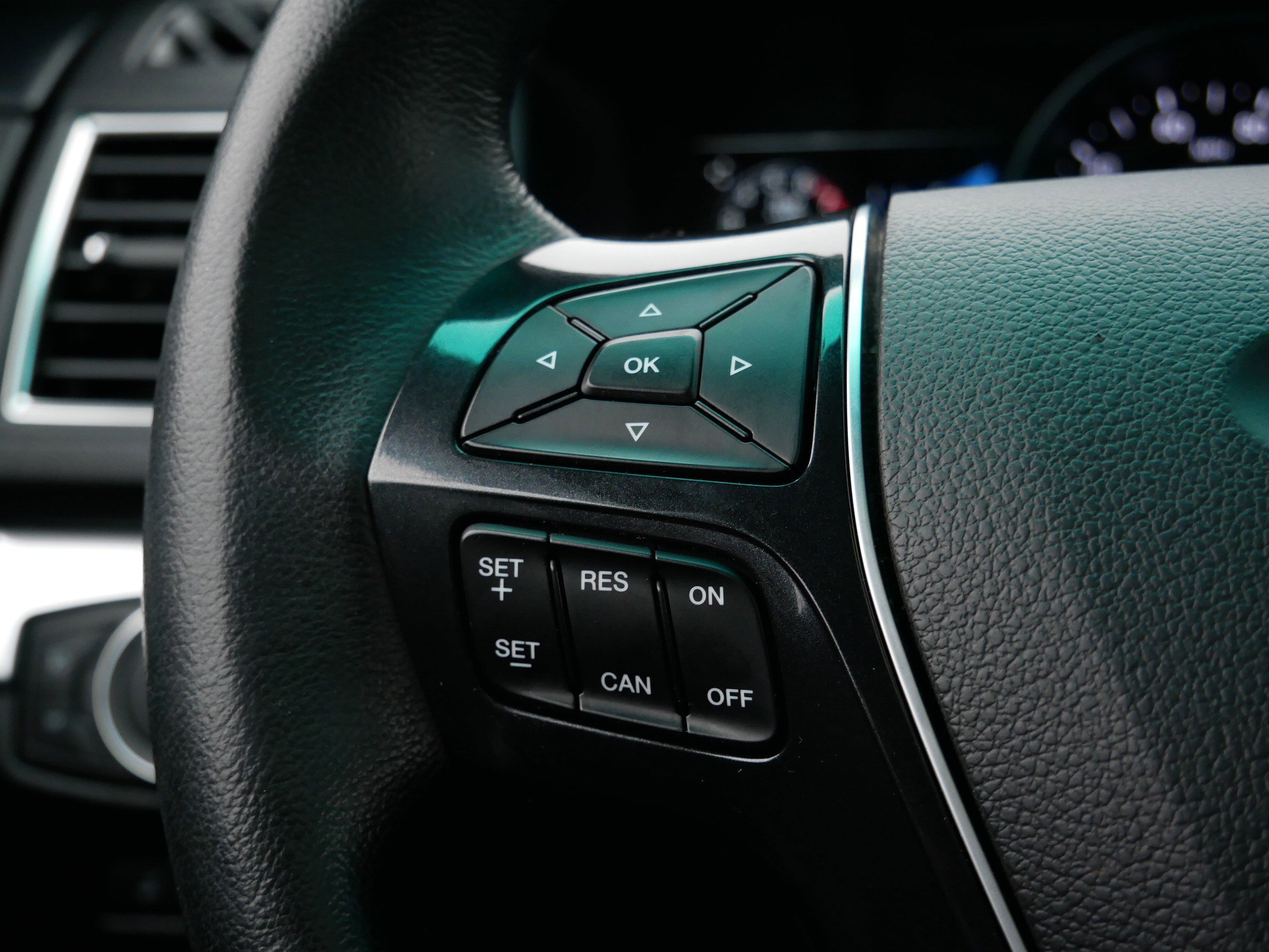 Used 2016 Ford Explorer Limited w/ Equipment Group 301A image 30