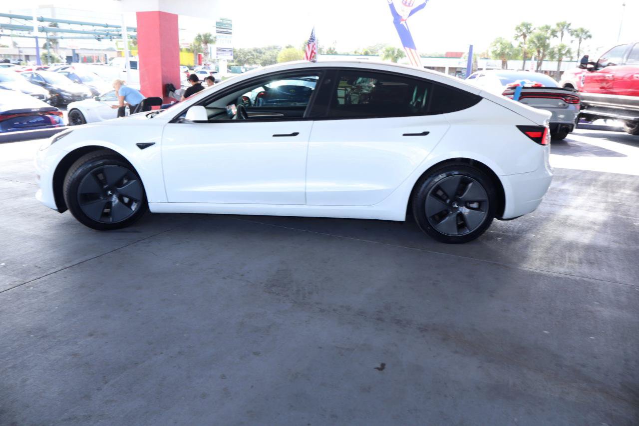 Used 2021 Tesla Model 3 Standard Range Plus RWD image 10