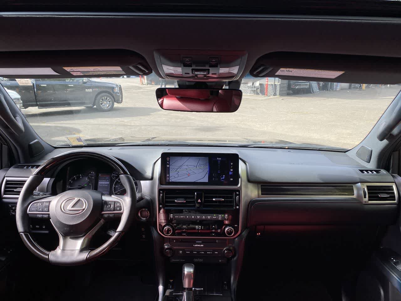 Used 2023 Lexus GX 460 Luxury w/ Sport Design Package AWD/4WD image 13