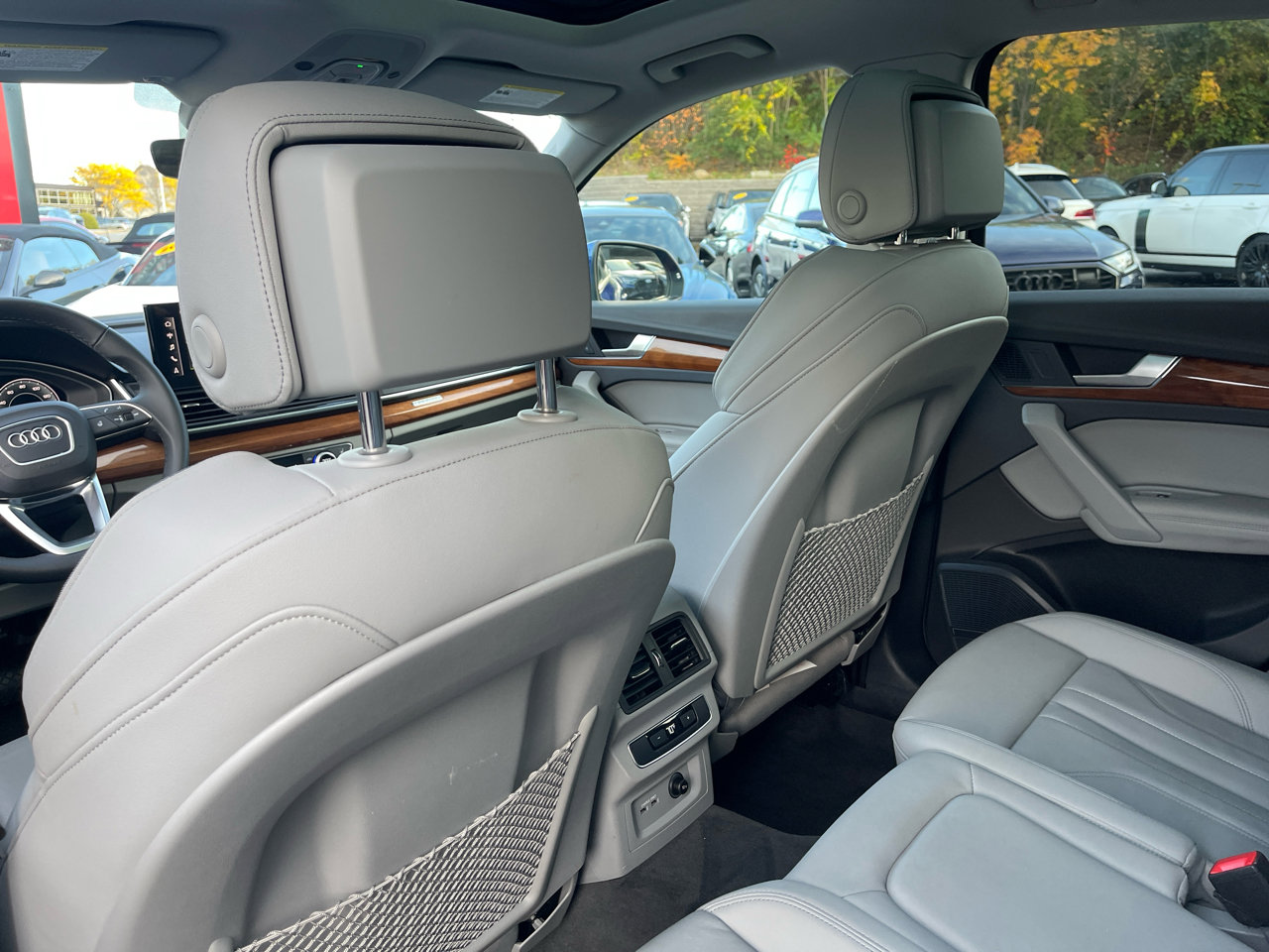 Used 2022 Audi Q5 e Premium Plus w/ Premium Plus Package image 25