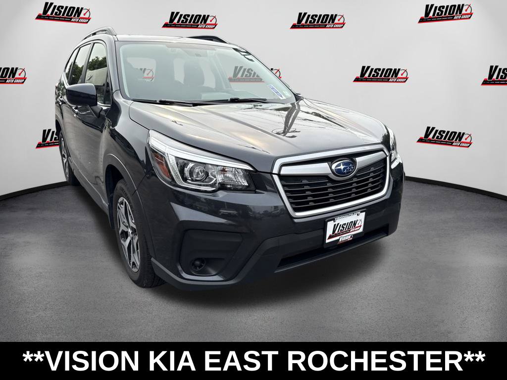 Used 2019 Subaru Forester Premium AWD/4WD image 3
