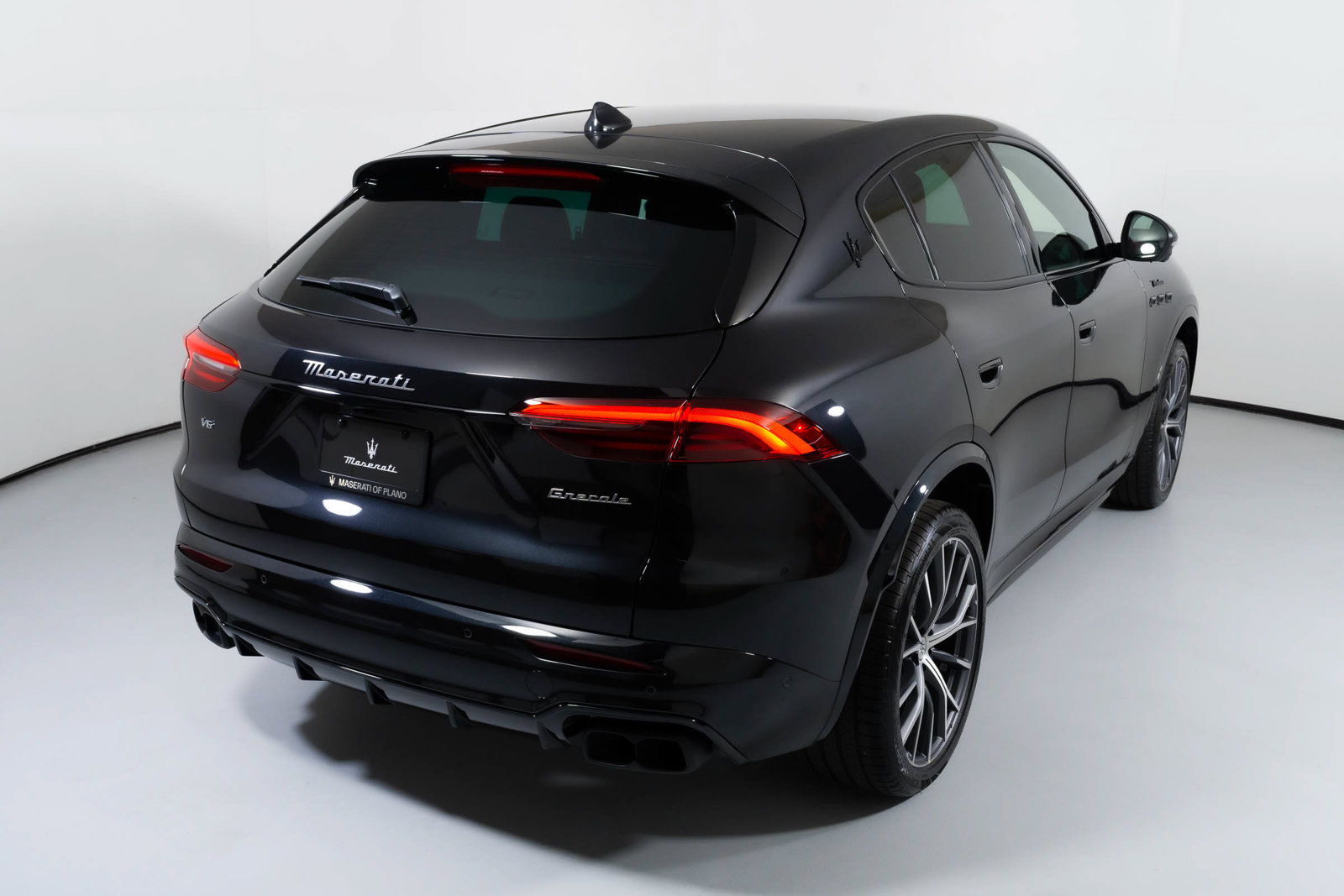 New 2026 Maserati Grecale Modena AWD/4WD image 2