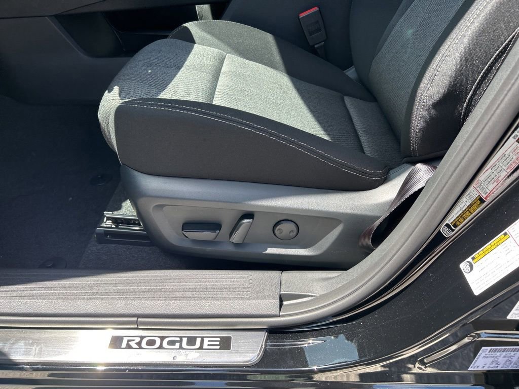 New 2026 Nissan Rogue SV image 17