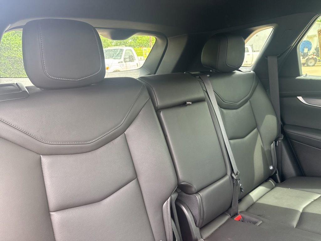 Used 2024 Cadillac XT5 Luxury FWD image 8