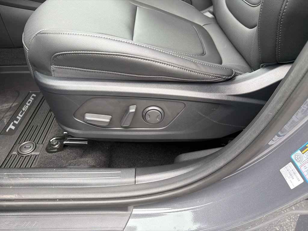 New 2025 Hyundai Tucson SEL image 13