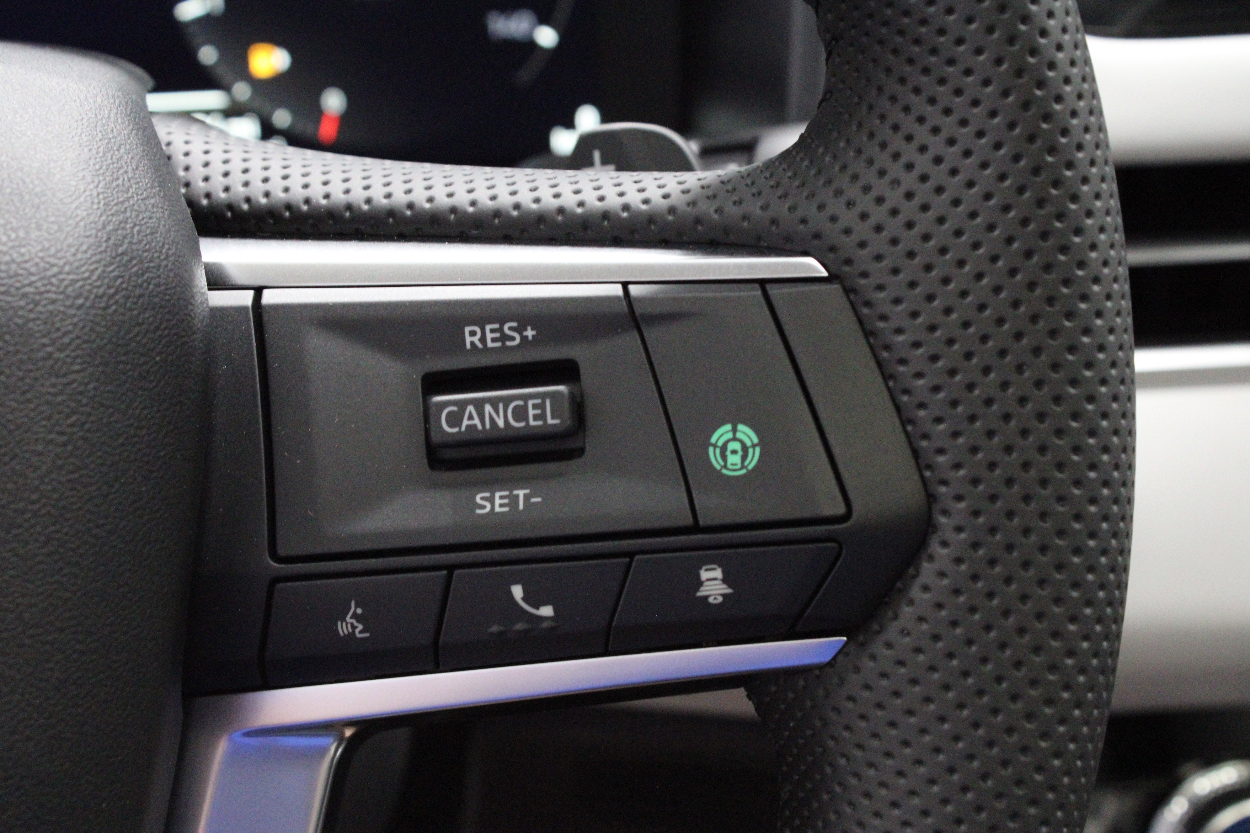 New 2025 Mitsubishi Outlander SE image 21