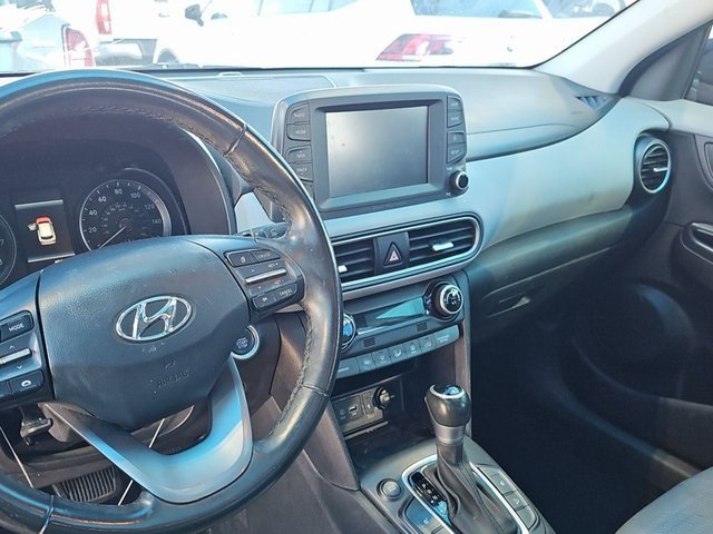 Used 2021 Hyundai Kona Limited image 6