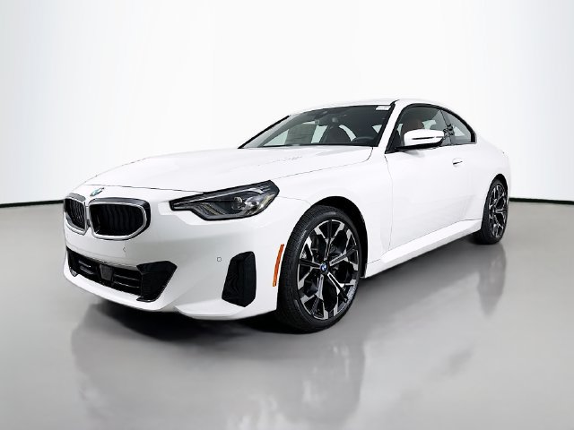 Used 2026 BMW 230i xDrive Coupe w/ Premium Package AWD/4WD image 3