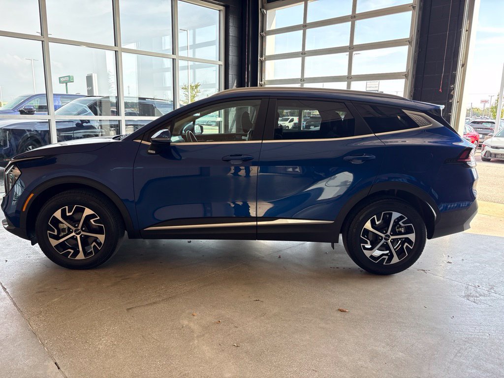 Certified 2023 Kia Sportage EX AWD/4WD image 8