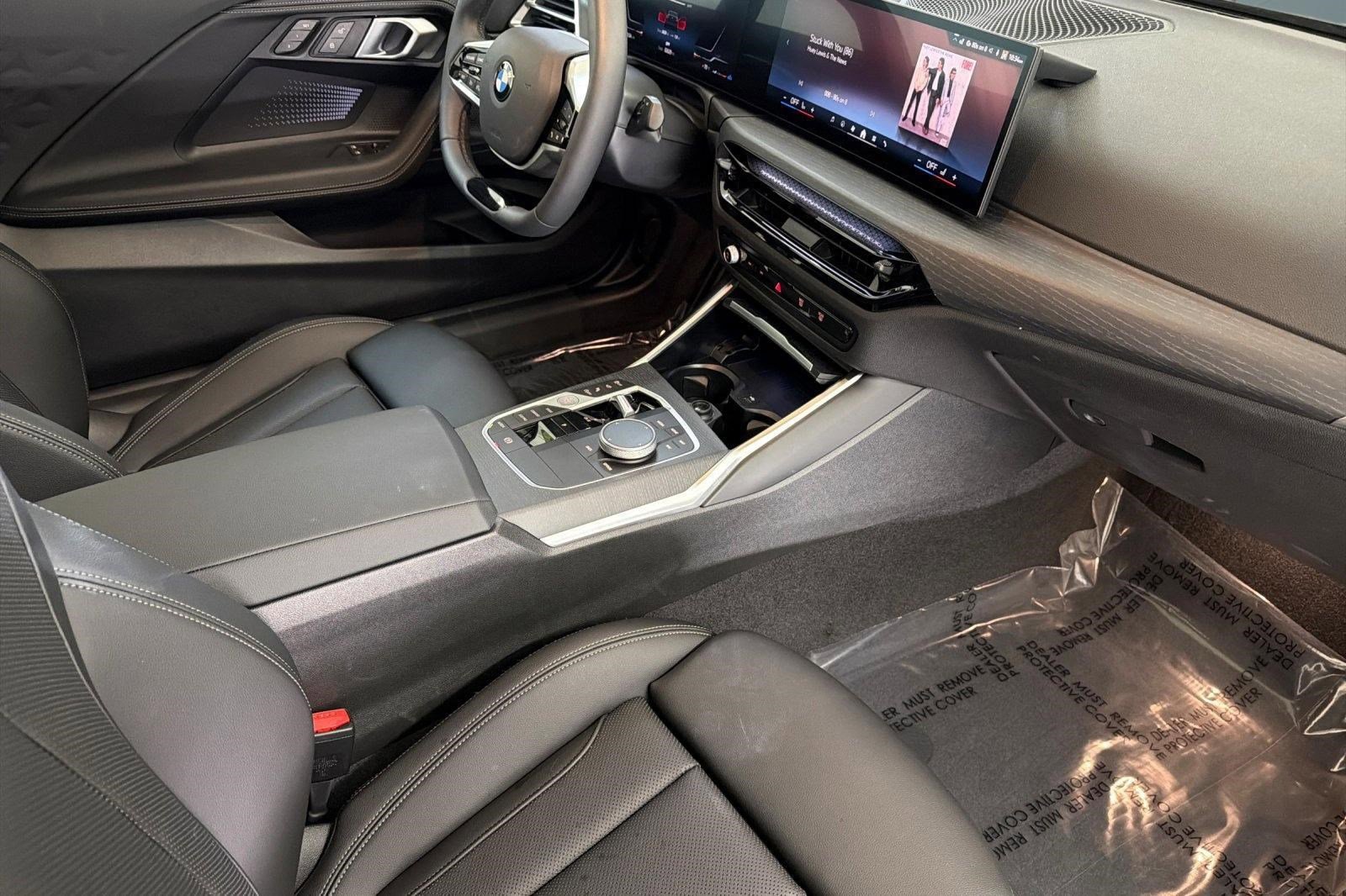 Used 2025 BMW 230i Coupe w/ Convenience Package image 31