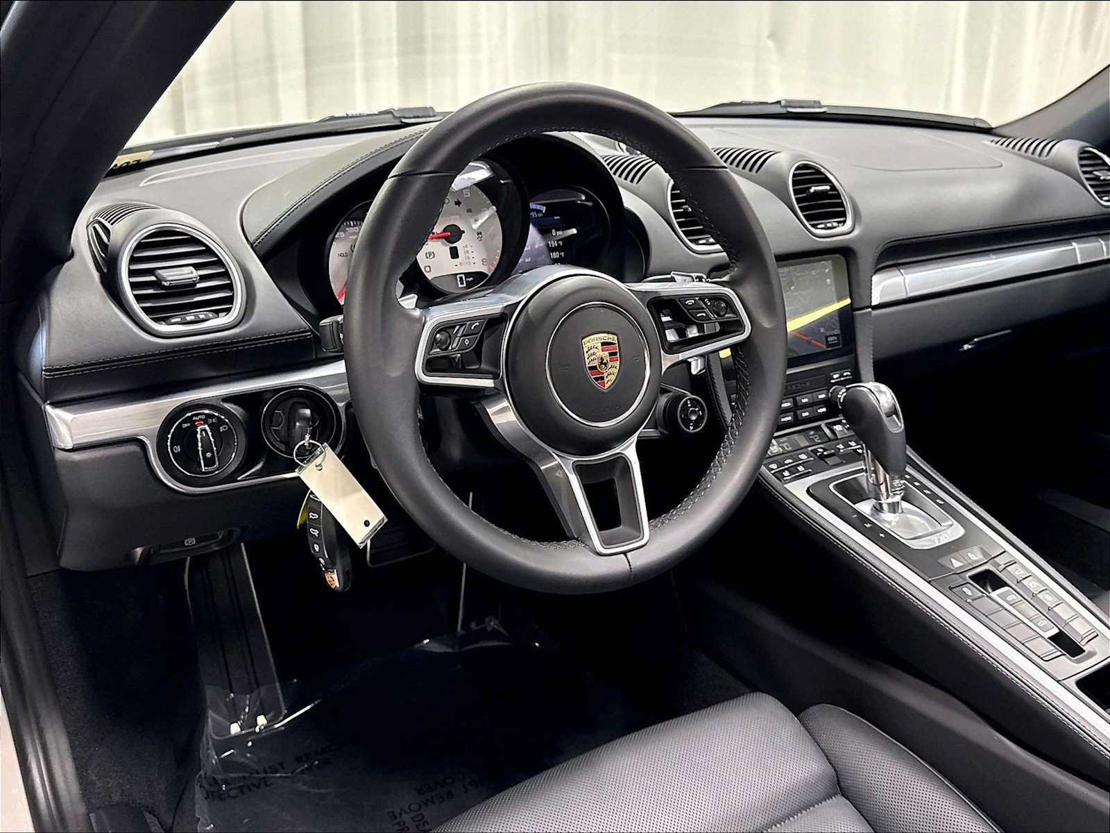 Used 2025 Porsche 718 Boxster S RWD image 7
