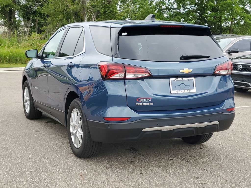 Used 2024 Chevrolet Equinox LT w/ LPO, Floor Liner Package FWD image 2