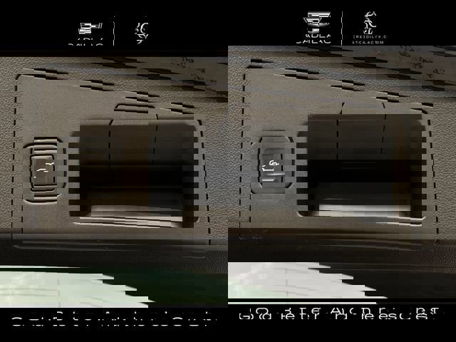 Certified 2023 Cadillac XT4 Premium Luxury w/ Technology Package image 34