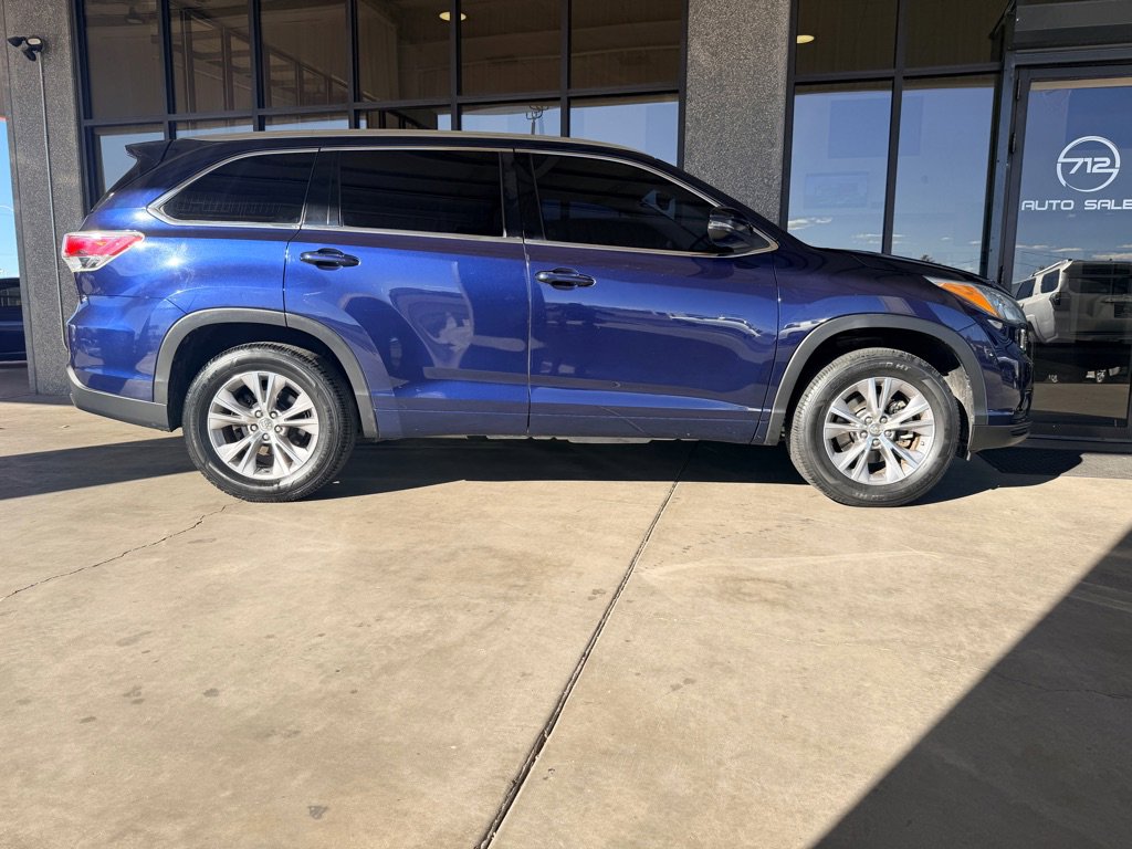 Used 2015 Toyota Highlander XLE image 43