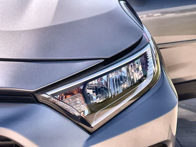 Used 2020 Toyota RAV4 Limited AWD/4WD image 24