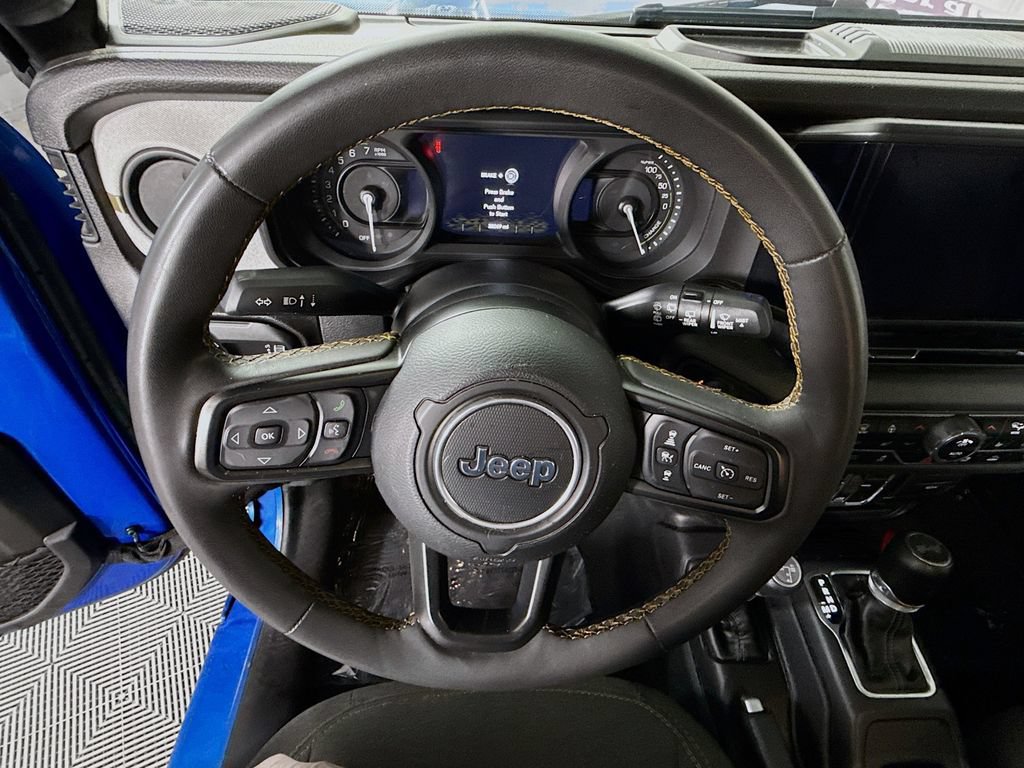 Used 2024 Jeep Wrangler Unlimited w/ Convenience Group AWD/4WD image 19