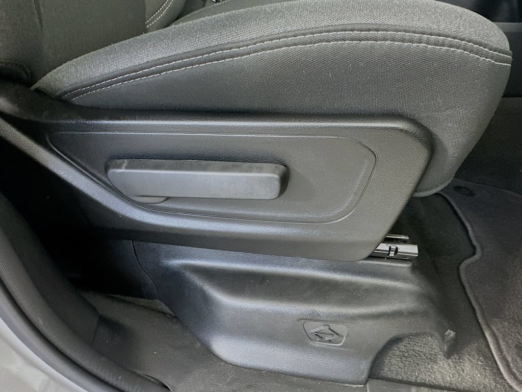 Used 2024 RAM 1500 Big Horn AWD/4WD image 23
